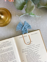 Load image into Gallery viewer, Macrame Bookmark/Jumbo Paperclip
