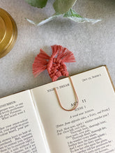 Load image into Gallery viewer, Macrame Bookmark/Jumbo Paperclip
